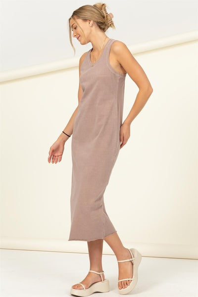 Fun Day Sleeveless Shift Midi Dress